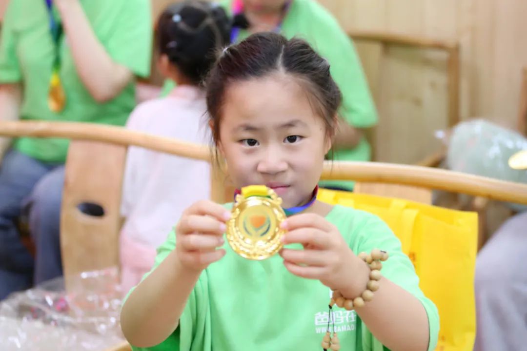 没想到,这是9岁小女孩来爸妈在线学习的收获!