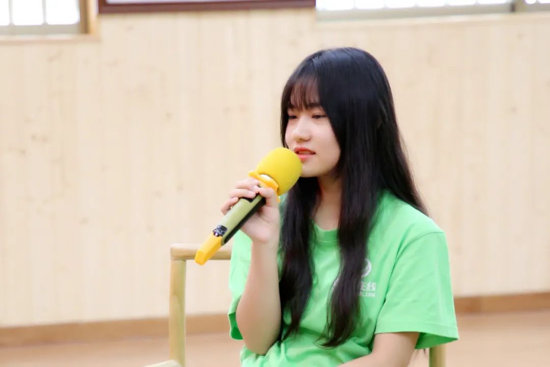 活着,努力实现每个阶段的人生意义就好了!