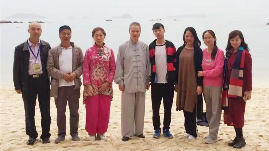 孩子突然不上学了?是提醒家长要觉醒了! 孩子突然不上学了?是提醒家长要觉醒了!
