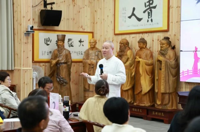 屏幕截图 2025-11-12 080426.jpg
