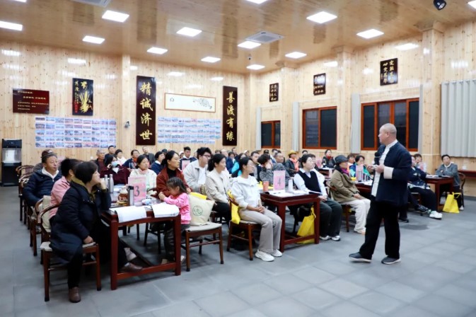 屏幕截图 2025-12-15 144231.jpg